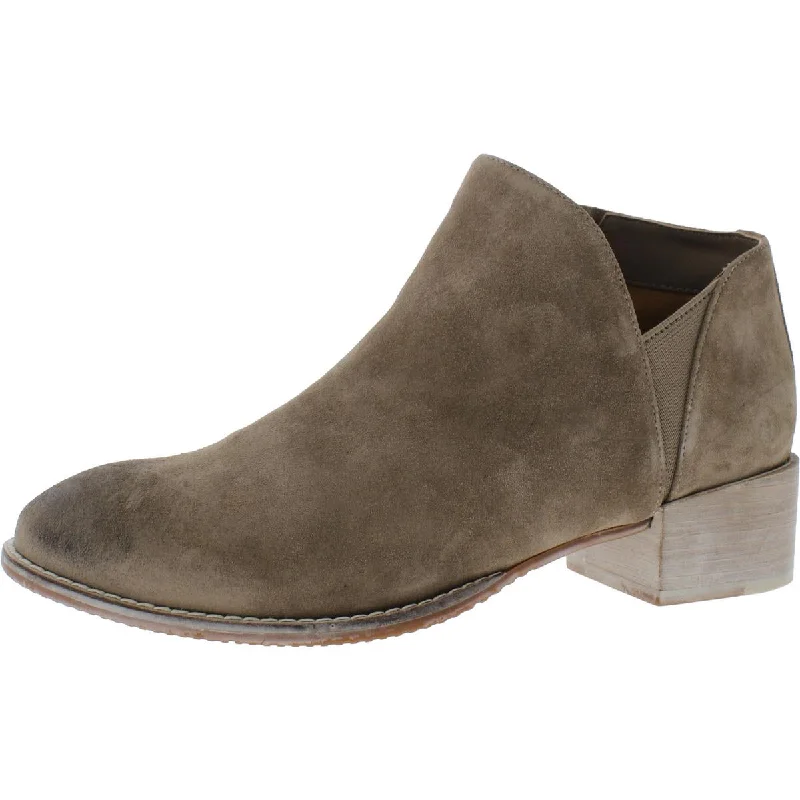 SoftWalk Womens Tegan Suede Stacked Heel Ankle Boots